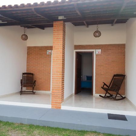 Pousada Freitas Alonso Nova Vicosa Exterior photo